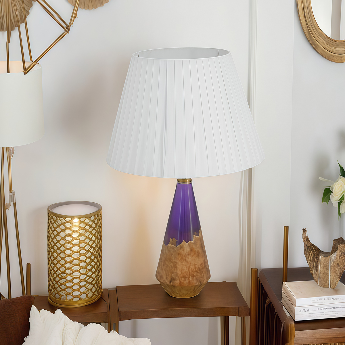 Cunninghamia Wood Purple Resin Desk Lamp