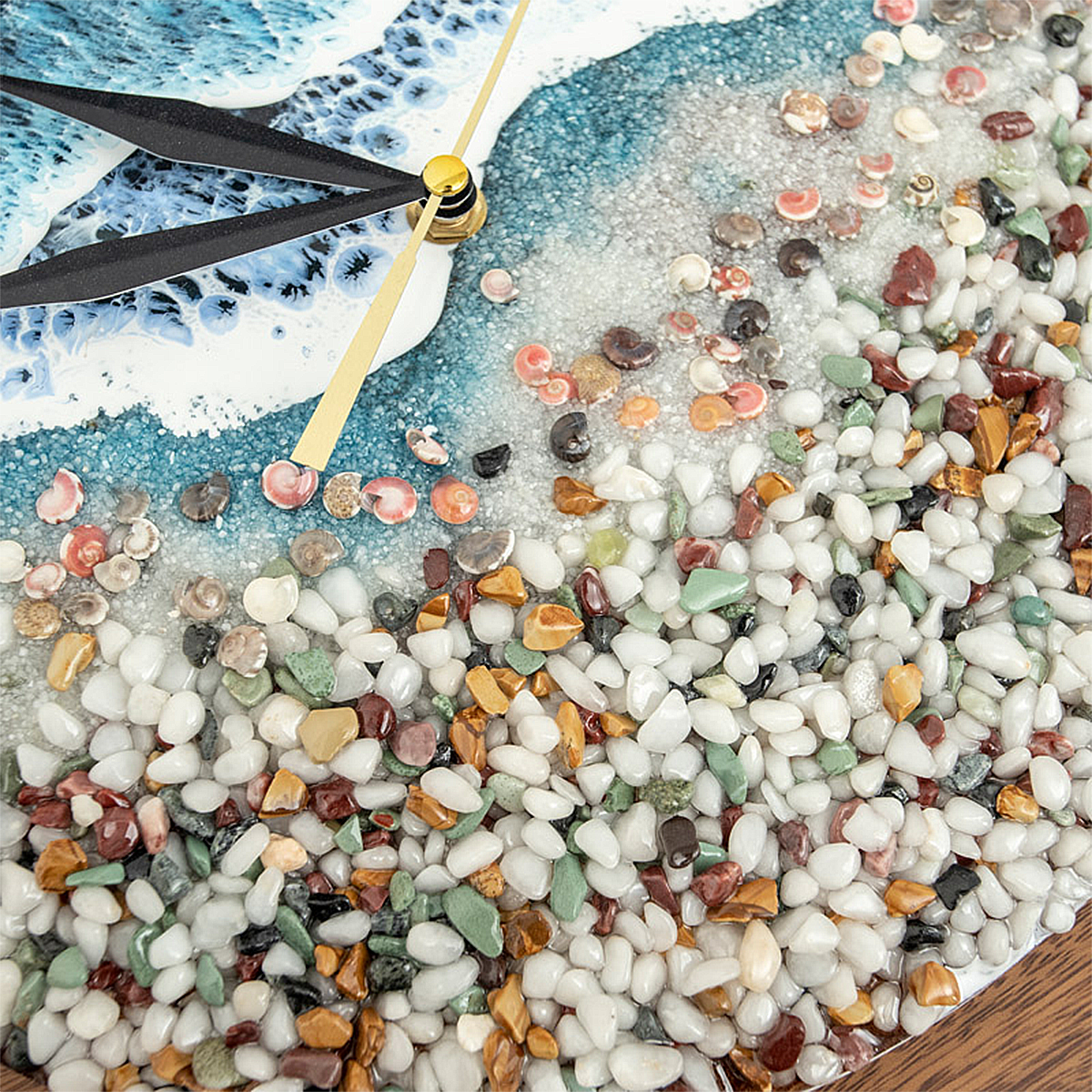 Coastal Scene Pebbl Resin clock