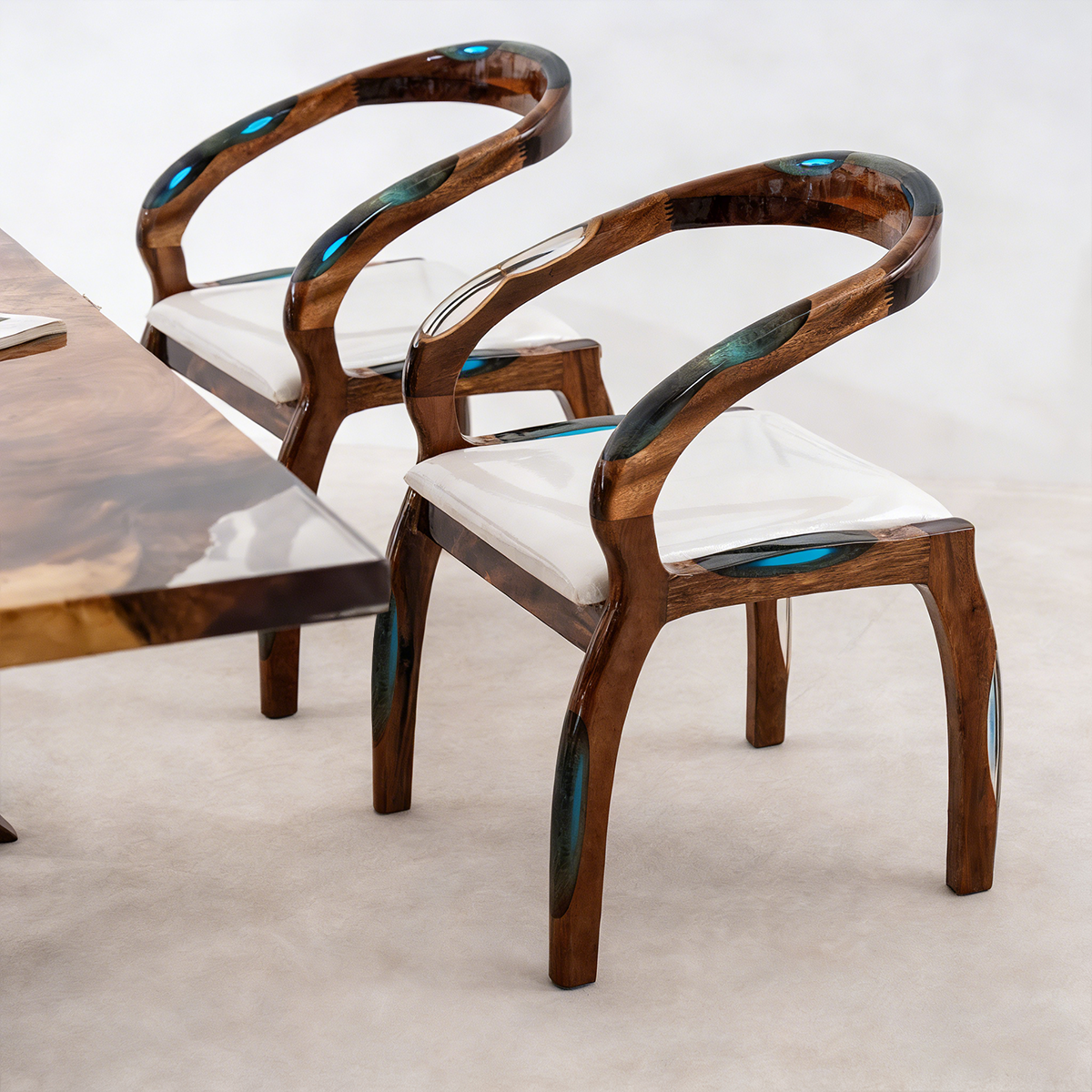 Blue Vein Walnut Wood Resin Armrest Accent Chair