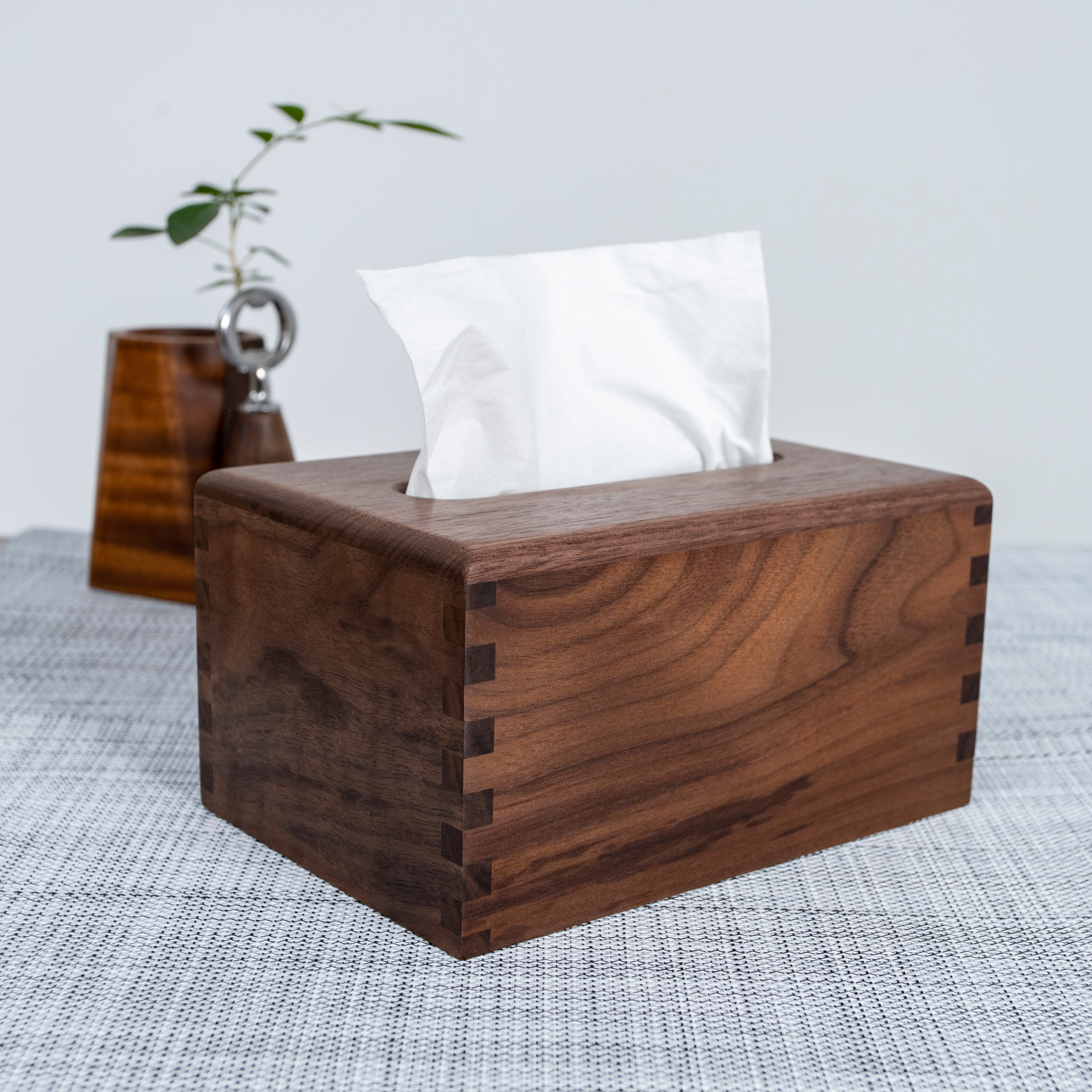 Oak Wood Resin Tissue Box